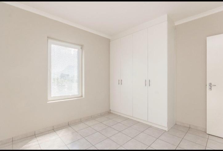 To Let 3 Bedroom Property for Rent in Klein Drakenstein Western Cape